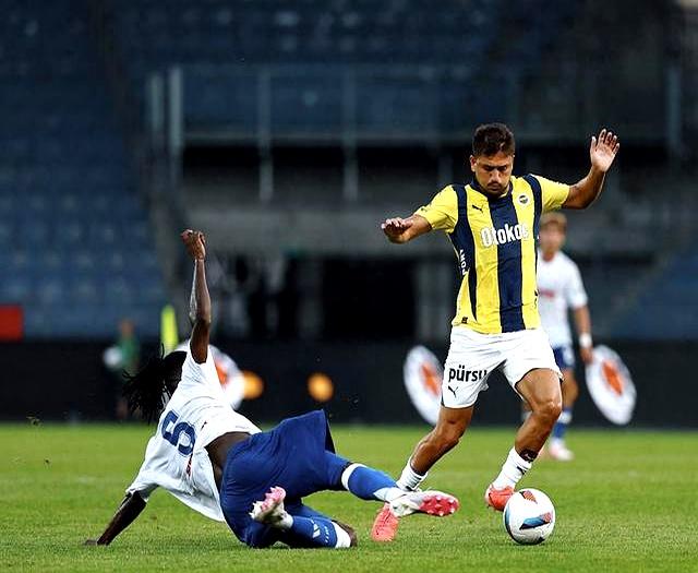 金年会官网登录-今晨意甲焦点战，本菲卡豪取连胜，气氛紧张，数据趋势出现新变化