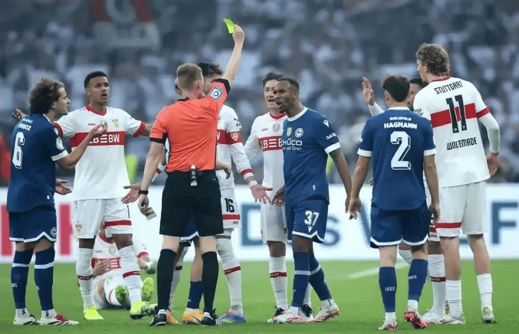 金年会官网登录-今晨意甲焦点战，本菲卡豪取连胜，气氛紧张，数据趋势出现新变化